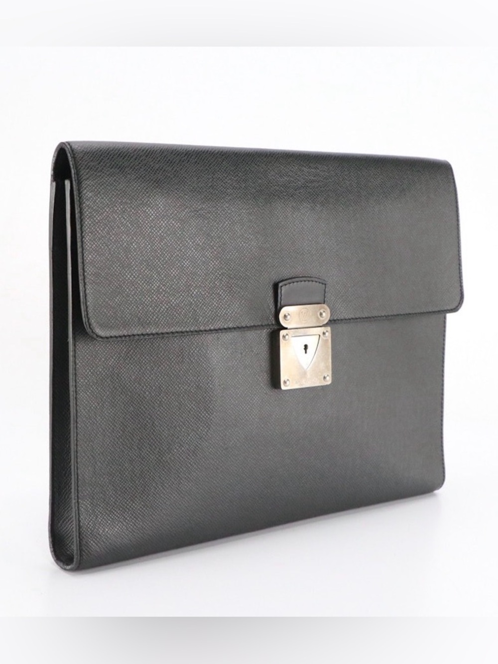 Louis Vuitton Porte-Documents Minuto Portfolio in Taïga Leather